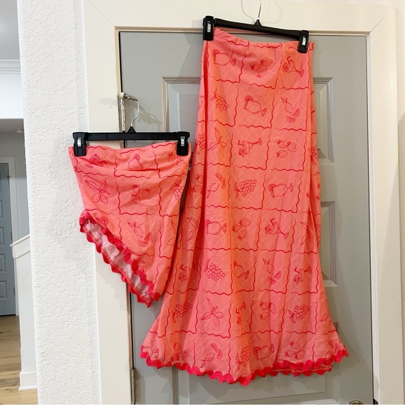 Hello Molly Daiquiri Strawberry Tropical Set Maxi Skirt Strapless Top - Picture 3 of 7